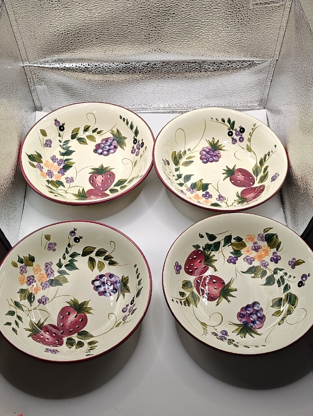 Oneida Fruit & Floral Ceramic Serving Bowls in Cream and Red (Set of 4)